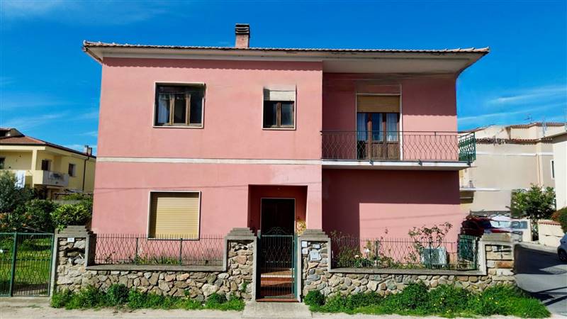 casa indipendente in vendita ad Olbia in zona Aldo Moro