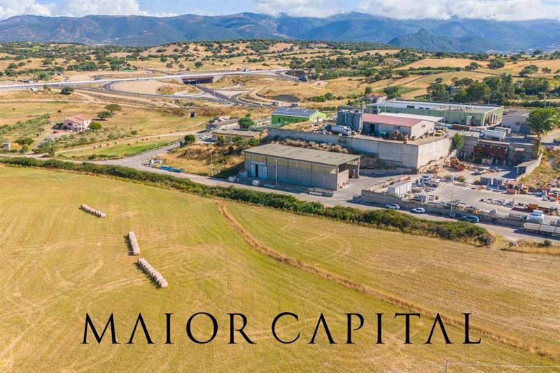 negozio in vendita ad Olbia