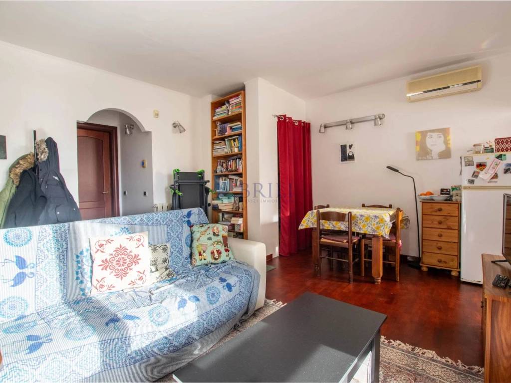 appartamento in vendita ad Olbia in zona Baratta