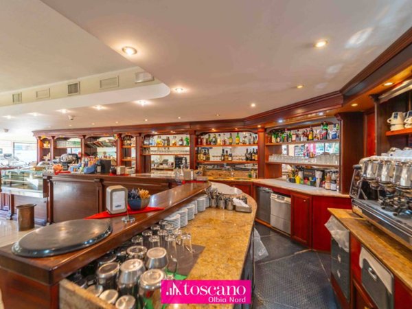 negozio in vendita ad Olbia in zona Aldo Moro