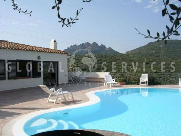 casa indipendente in vendita ad Olbia in zona San Pantaleo