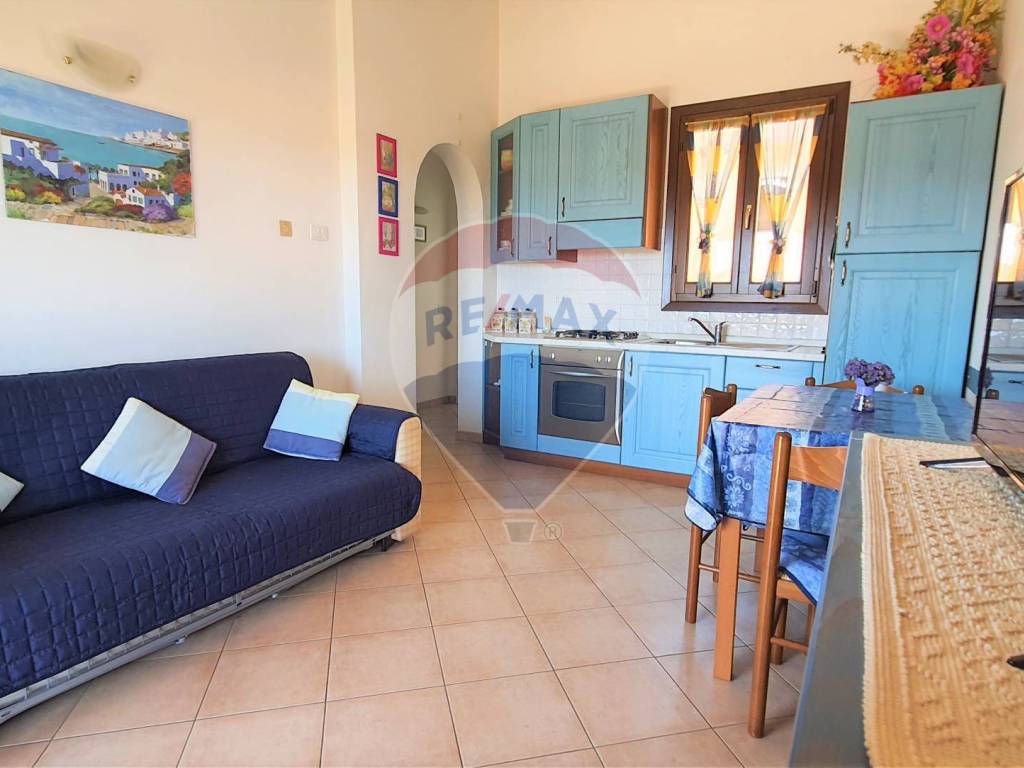 appartamento in vendita ad Olbia in zona Murta Maria