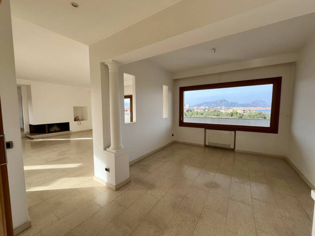 appartamento in vendita ad Olbia