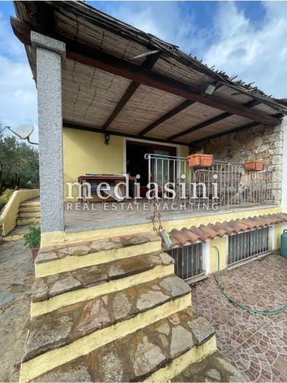 casa indipendente in vendita ad Olbia in zona Pittulongu