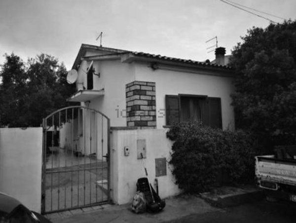 casa indipendente in vendita ad Olbia in zona Bandinu