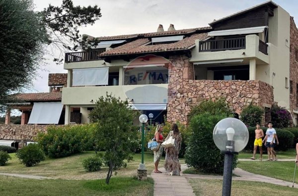 negozio in vendita ad Olbia in zona Porto Rotondo