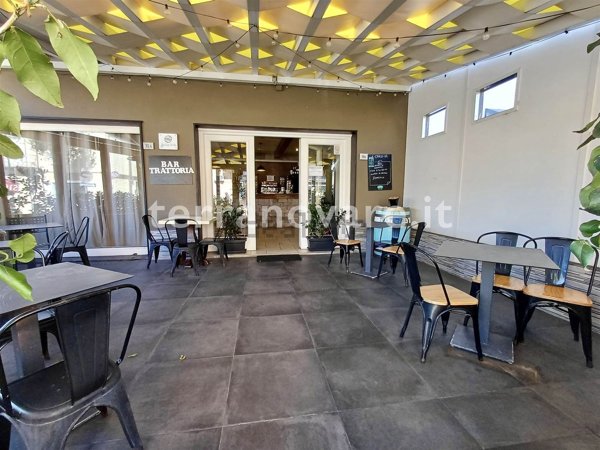 negozio in vendita ad Olbia