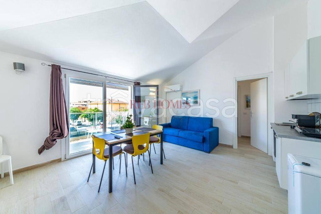 appartamento in vendita ad Olbia in zona Bandinu