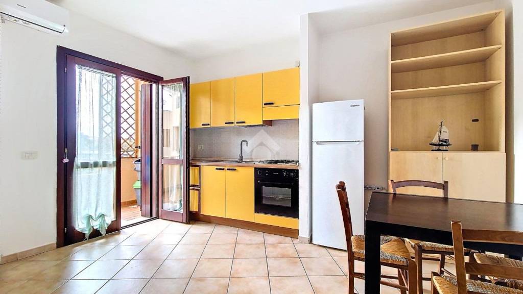 appartamento in vendita ad Olbia in zona Olbia Mare / Sa Marinedda