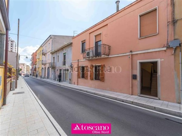 casa semindipendente in vendita ad Olbia