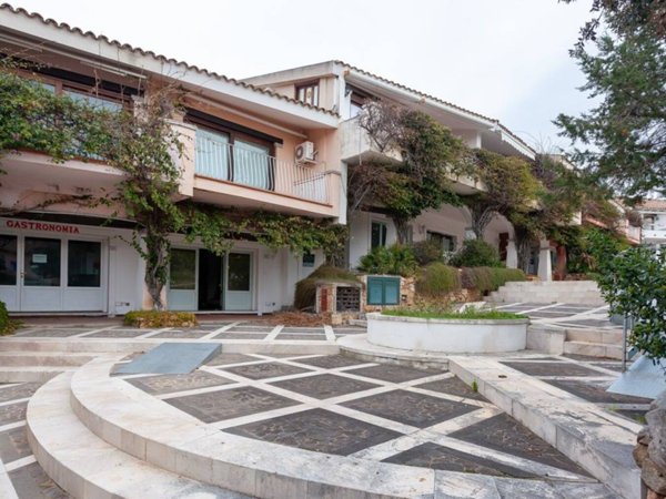 negozio in vendita ad Olbia in zona Porto Rotondo