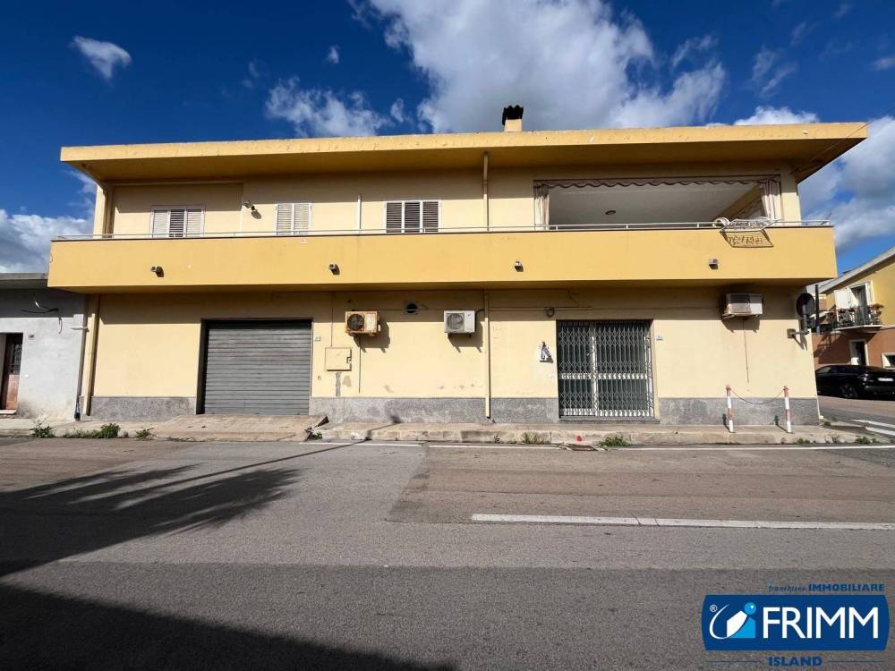 casa indipendente in vendita ad Olbia in zona Bandinu