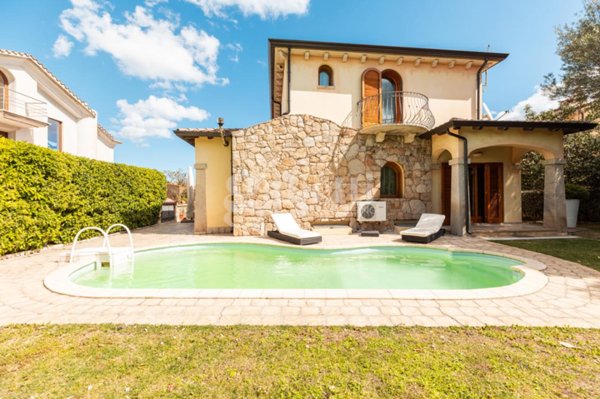 casa indipendente in vendita ad Olbia in zona Olbia Mare / Sa Marinedda