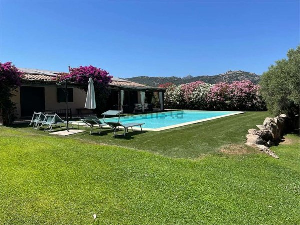 casa indipendente in vendita ad Olbia