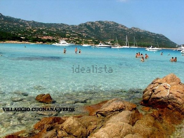 appartamento in vendita ad Olbia in zona Cugnana