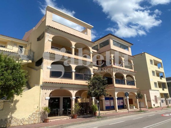 appartamento in vendita ad Olbia in zona Aldo Moro