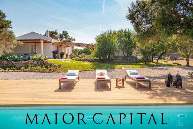 casa indipendente in vendita ad Olbia in zona Cugnana