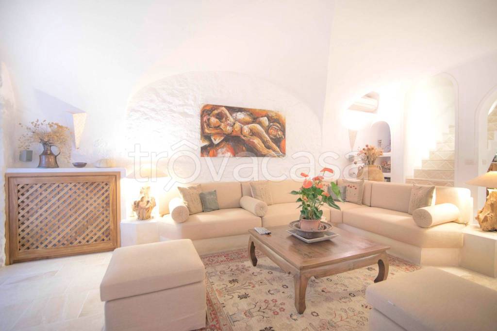 casa indipendente in vendita ad Olbia in zona Centro Storico