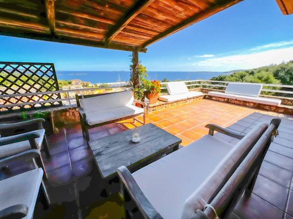 appartamento in vendita ad Olbia in zona Portisco