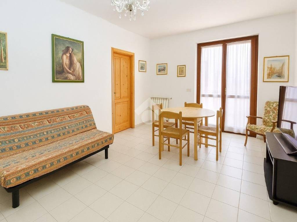 appartamento in vendita ad Olbia in zona Olbia Mare / Sa Marinedda