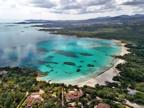 casa indipendente in vendita ad Olbia in zona Porto Istana