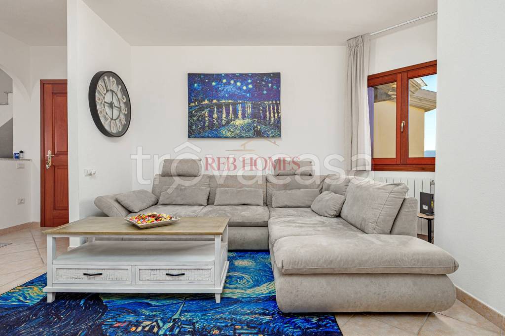 appartamento in vendita ad Olbia