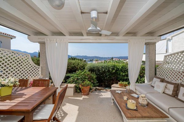 appartamento in vendita ad Olbia in zona Porto Rotondo