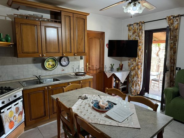 casa indipendente in vendita ad Olbia in zona Bandinu