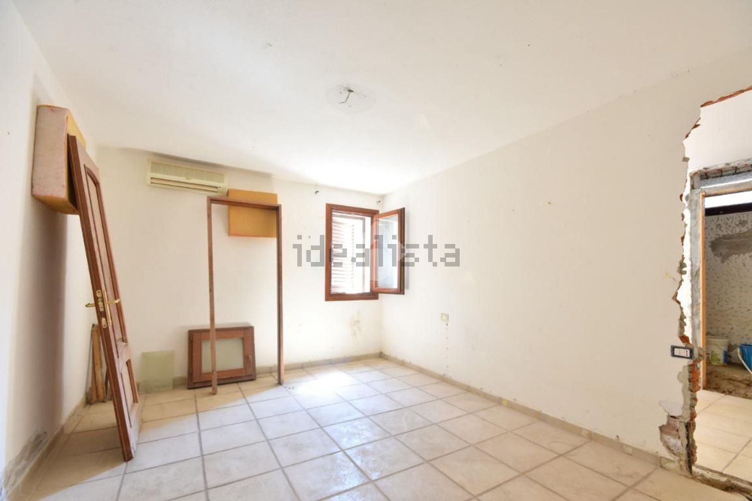 appartamento in vendita ad Olbia in zona Baratta