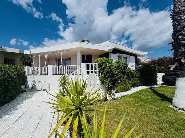 casa indipendente in vendita ad Olbia in zona Pittulongu