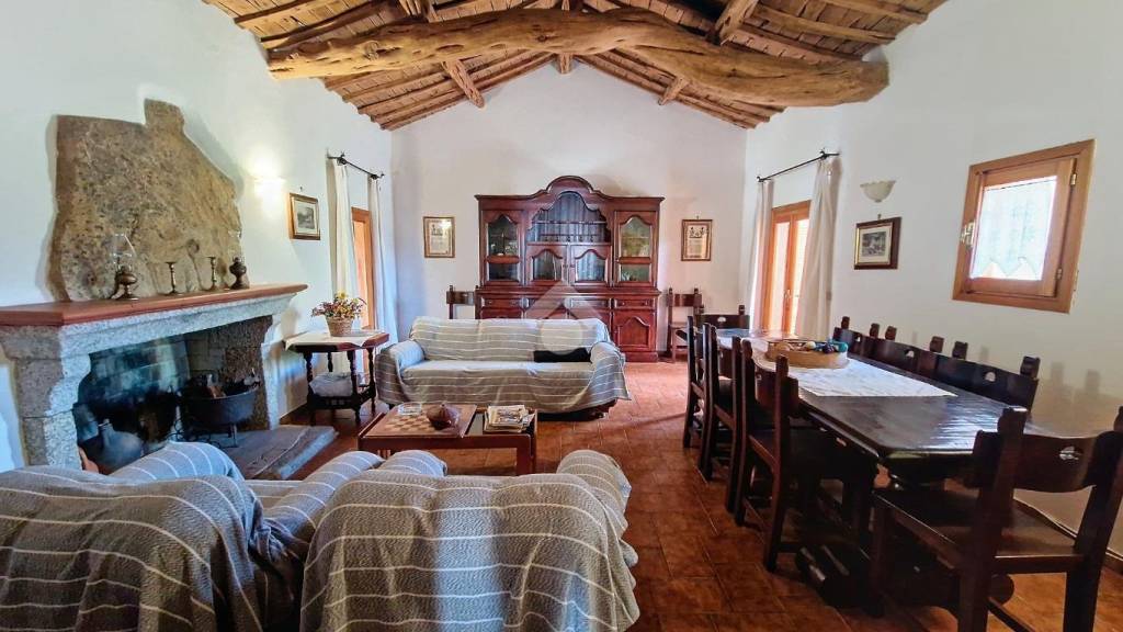 casa indipendente in vendita ad Olbia