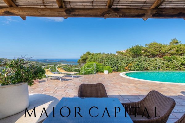 casa indipendente in vendita ad Olbia in zona San Pantaleo