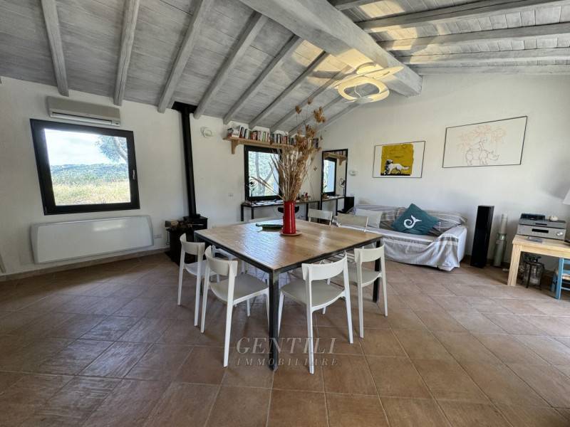 casa indipendente in vendita ad Olbia in zona San Pantaleo