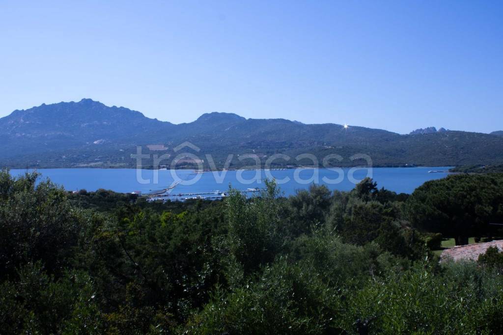 appartamento in vendita ad Olbia in zona Porto Rotondo