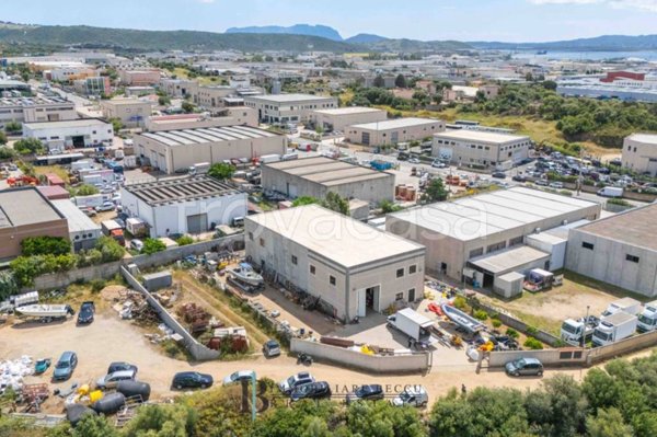 appartamento in vendita ad Olbia