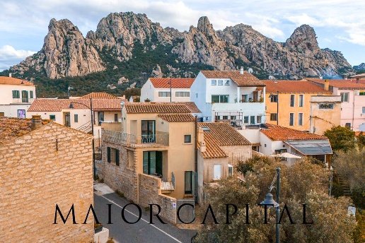 casa indipendente in vendita ad Olbia in zona San Pantaleo