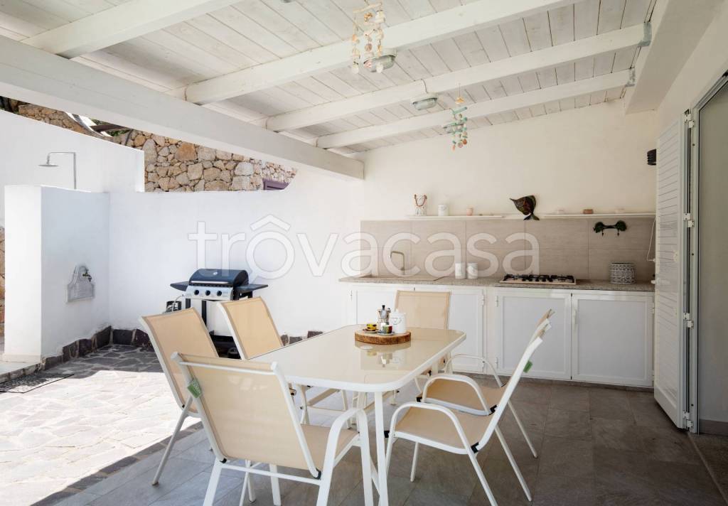 casa indipendente in vendita ad Olbia in zona Osseddu