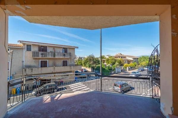 appartamento in vendita ad Olbia in zona Barcellona