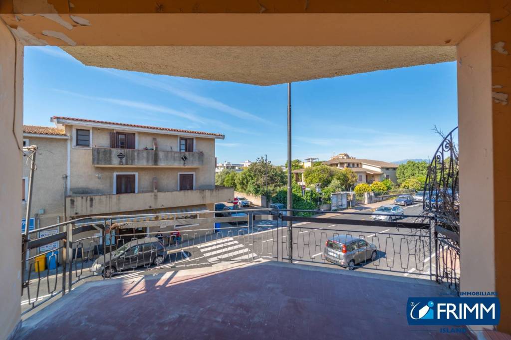 appartamento in vendita ad Olbia in zona Barcellona