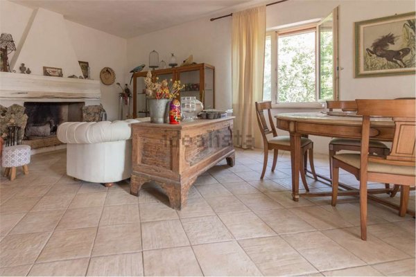 casa indipendente in vendita ad Olbia in zona Cugnana