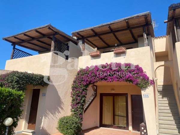 appartamento in vendita ad Olbia in zona Olbia Mare / Sa Marinedda