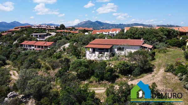 casa indipendente in vendita ad Olbia in zona Sole Ruiu