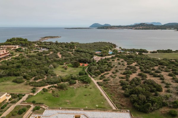 appartamento in vendita ad Olbia in zona Cugnana