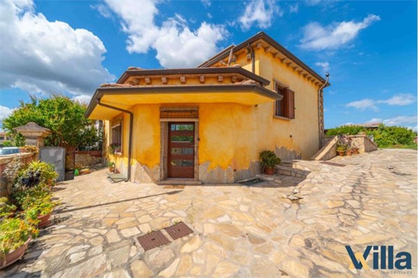 casa indipendente in vendita ad Olbia in zona Bandinu