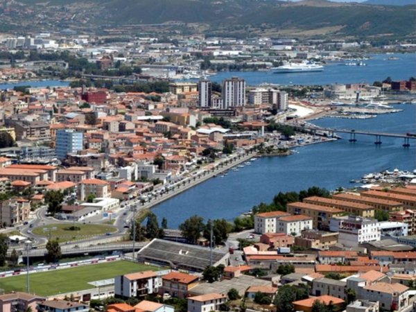 appartamento in vendita ad Olbia in zona Lu Sticcadu