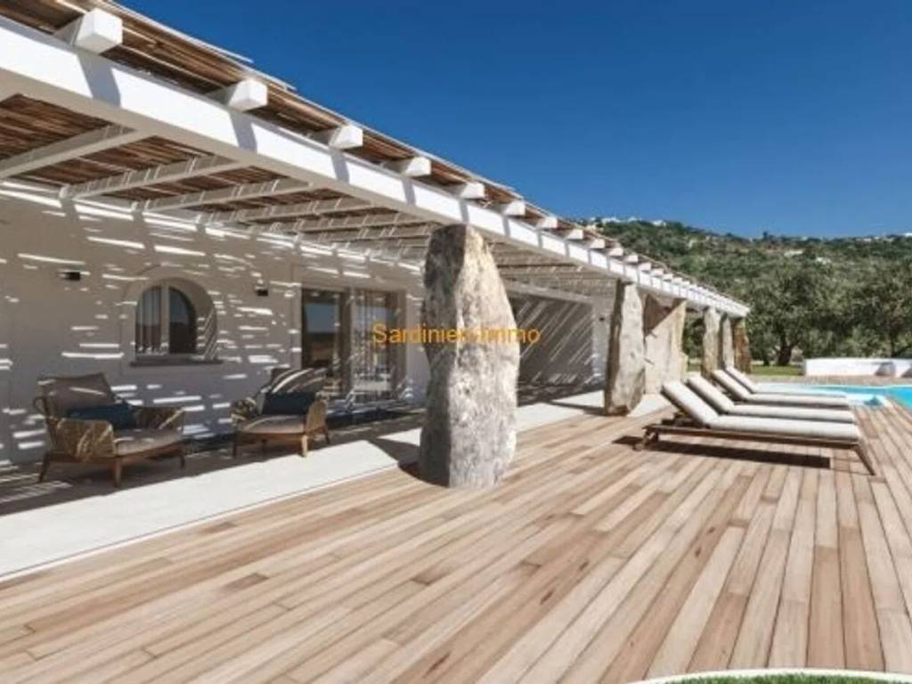 casa indipendente in vendita ad Olbia in zona Rudalza