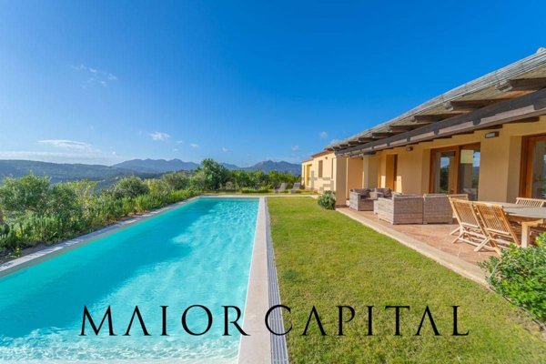 casa indipendente in vendita ad Olbia in zona San Pantaleo