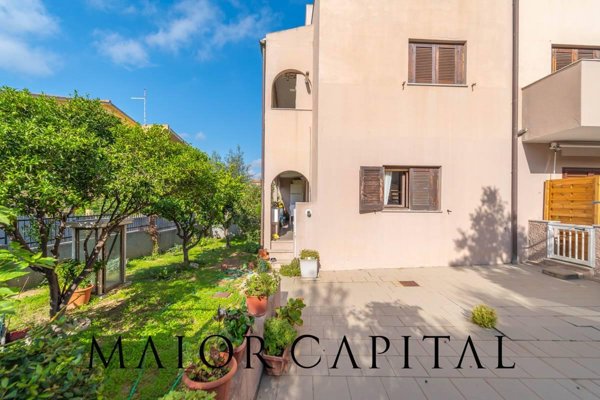 appartamento in vendita ad Olbia in zona Olbia Mare / Sa Marinedda