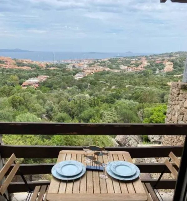 appartamento in vendita ad Olbia in zona Rudalza