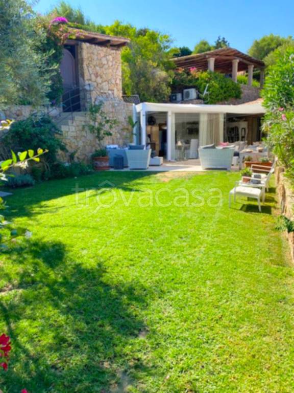 casa indipendente in vendita ad Olbia in zona Porto Rotondo